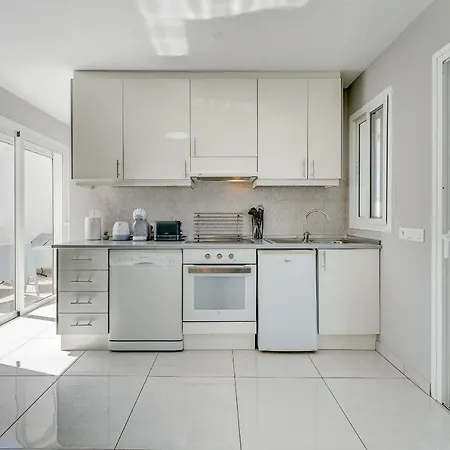 Sea View Penthouse Urbania Appartement