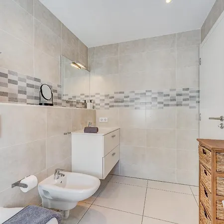 Sea View Penthouse Urbania Appartement *