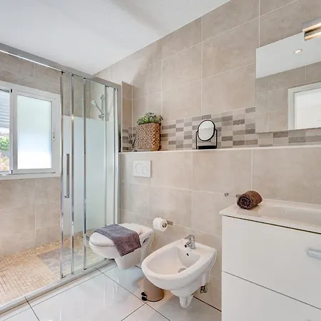 Sea View Penthouse Sunshine Urbania