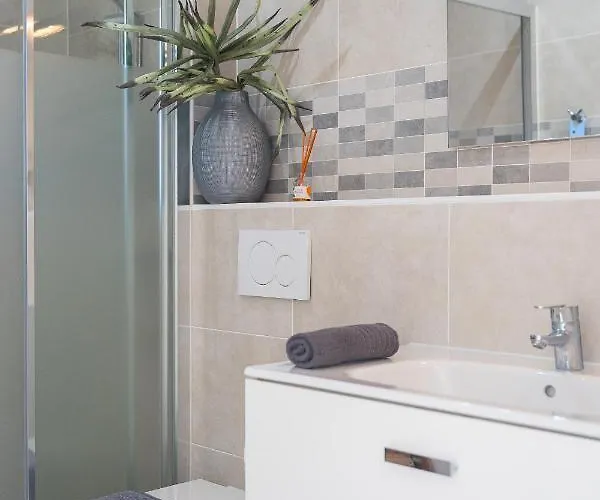 Sea View Penthouse Sunshine Urbania Apartament *