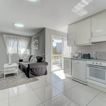 Sea View Penthouse Sunshine Urbania Playa de las Américas