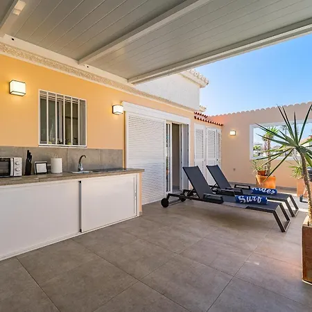 Sea View Penthouse Sunshine Urbania 公寓