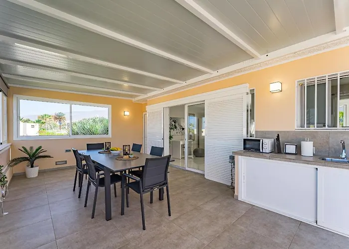 Sea View Penthouse Sunshine Urbania *