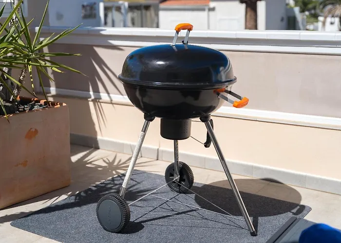 Sea View Penthouse Sunshine Urbania * 美洲海滩