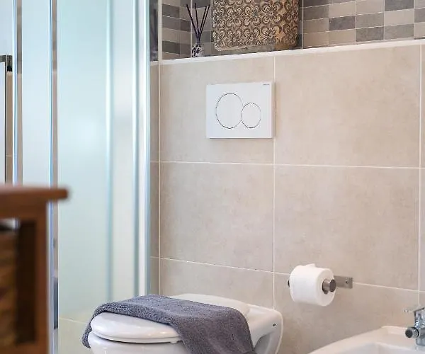 Sea View Penthouse Sunshine Urbania Apartman