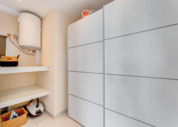 Sea View Penthouse Sunshine Urbania 公寓 *